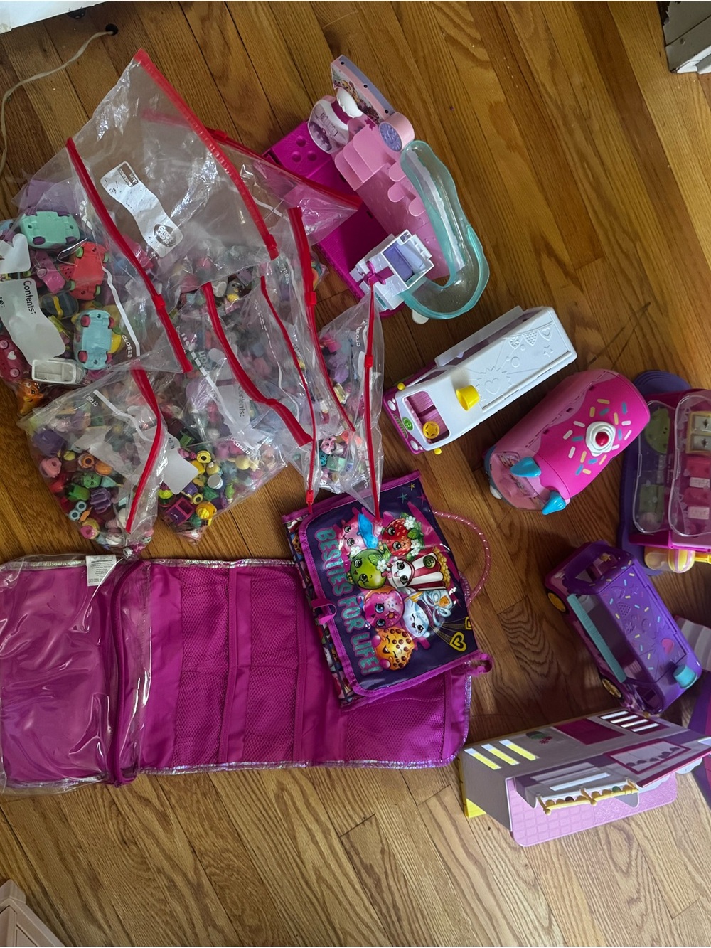 Shopkins Playset Lot. With 2 travel cases and over 600 Shopkins.